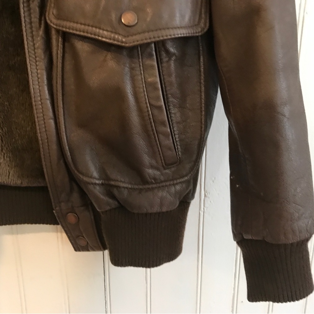 Berman’s vintage brown leather jacket - Picture 9 of 16